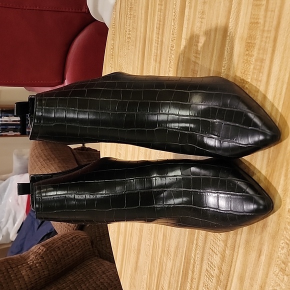 Just Fab Old Town Black Booties - Picture 2 of 8